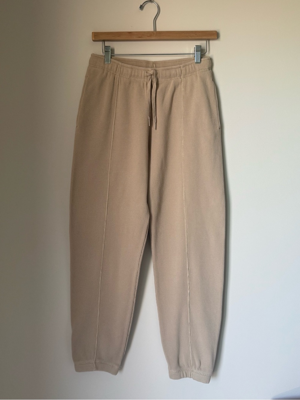 NWOT Tna Vermont Jogger